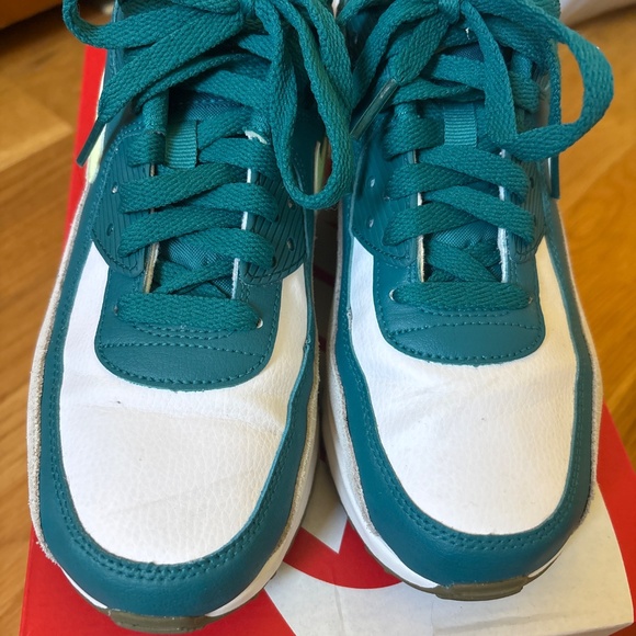 Nike Blazer Mid ‘77 (Youth size 6/ women’s size 7.5) - Picture 8 of 8